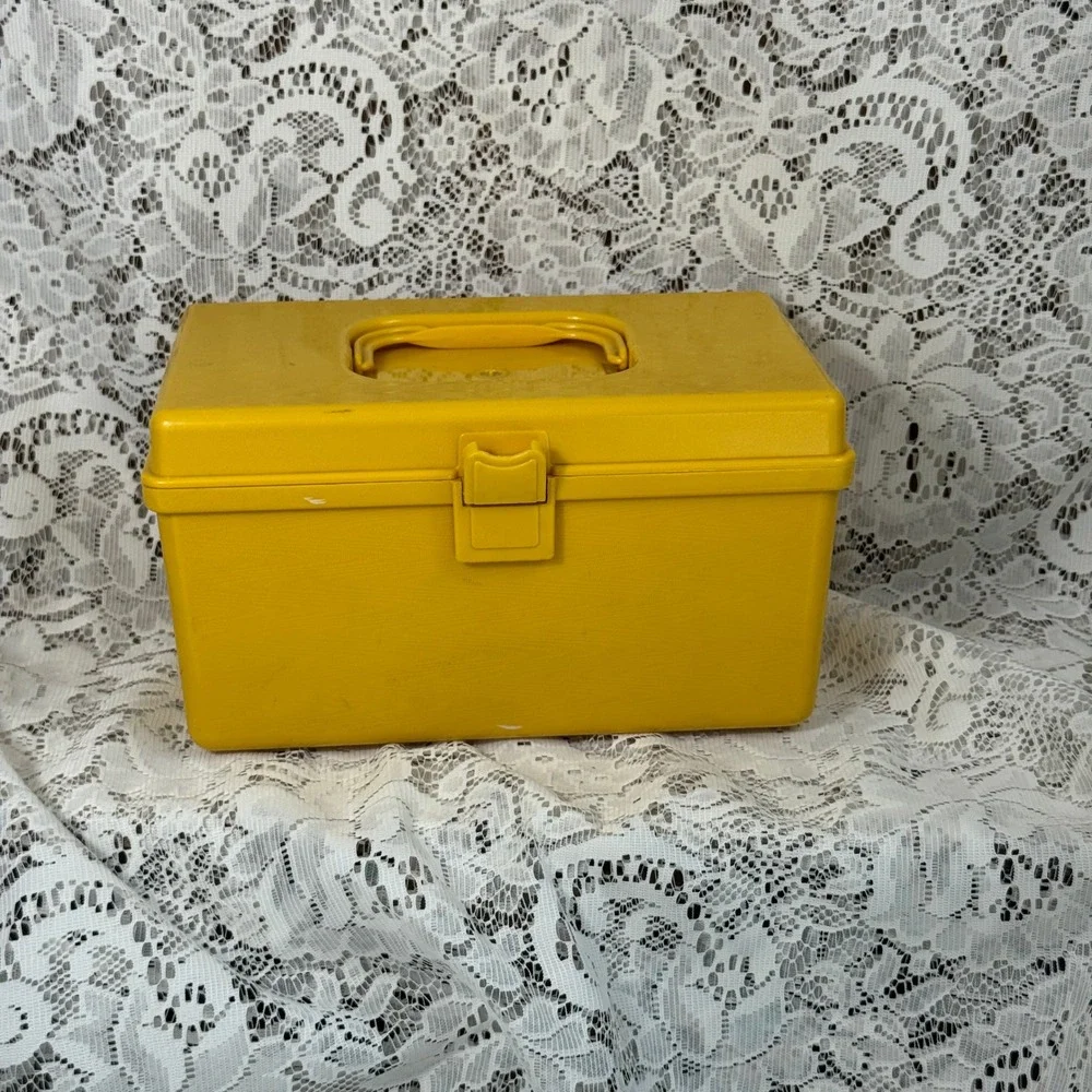 Vintage Wilson Mfg Corp Yellow Plastic Sewing Box Organizer Tray Made in USA